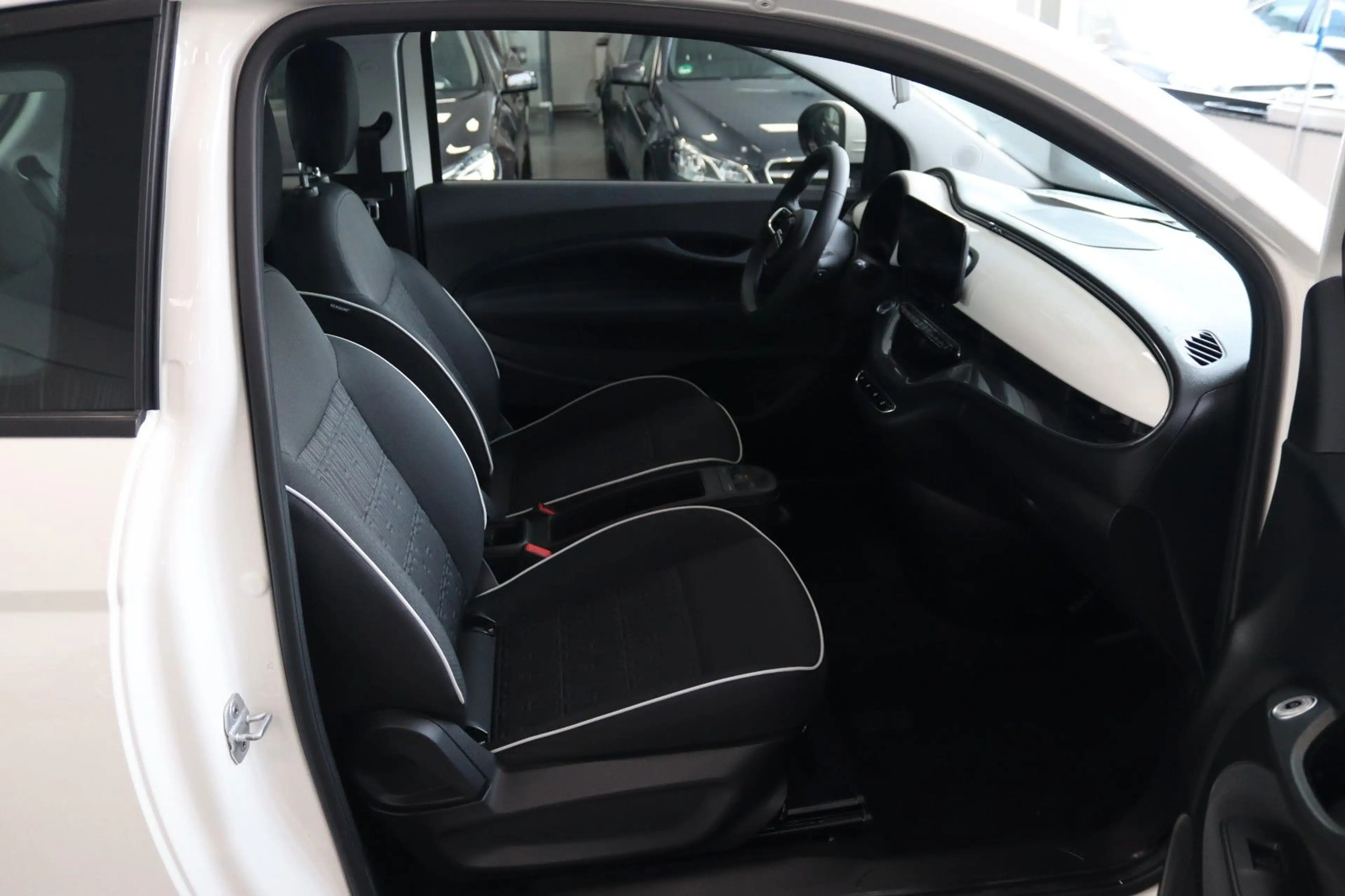 Fiat 500e Basis * 1.HAND + 27TKM + GARANTIE * — photo 12