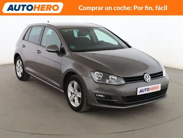 Volkswagen Golf view 8