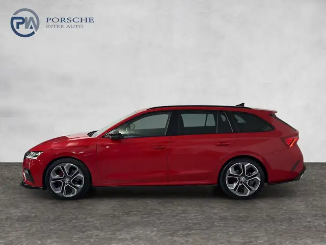 Skoda Octavia view 3