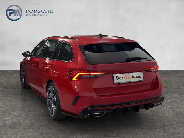 Skoda Octavia view 4