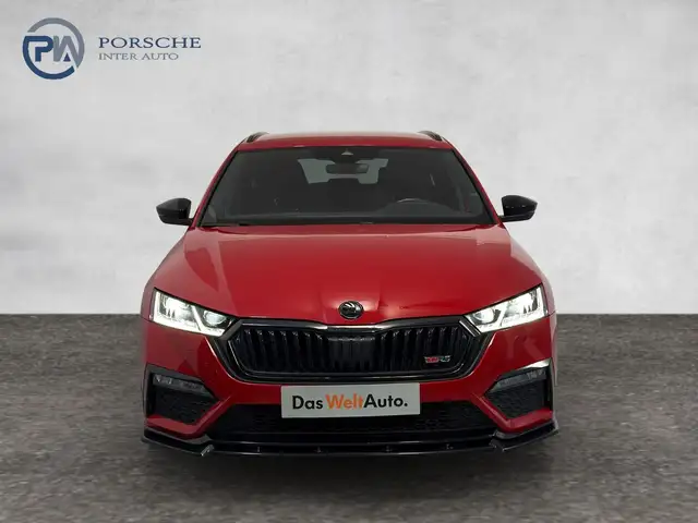 Skoda Octavia view 2