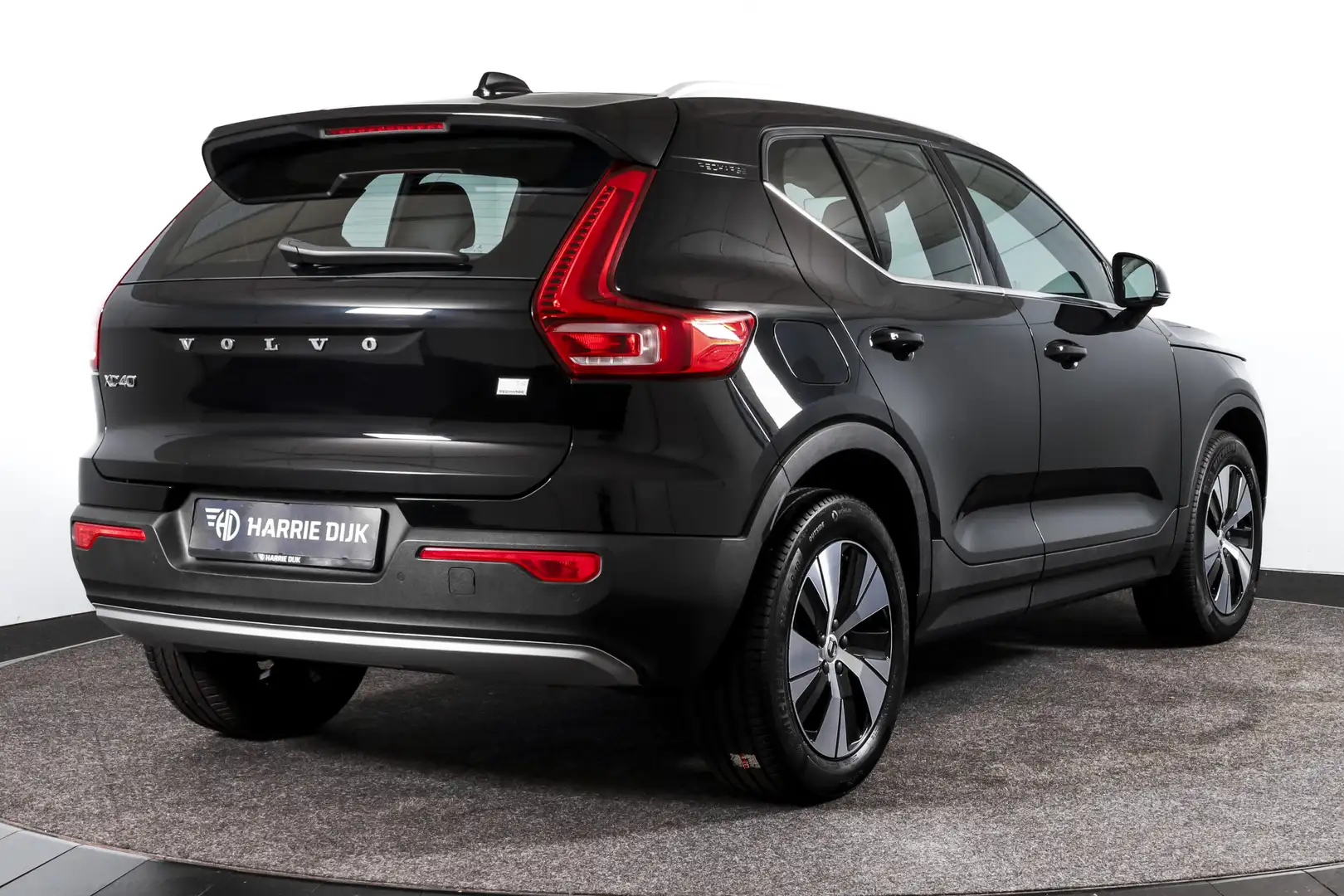Volvo XC40 1.5 T4 Plug-in hybrid Inscription Expression | Dig Zwart - 2