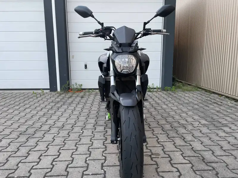 Yamaha MT-07 - foto 2