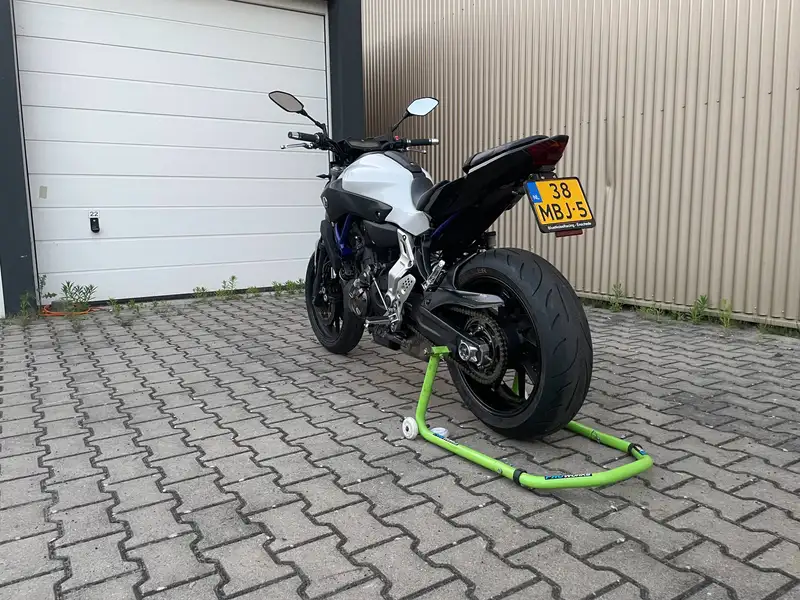 Yamaha MT-07 - foto 7