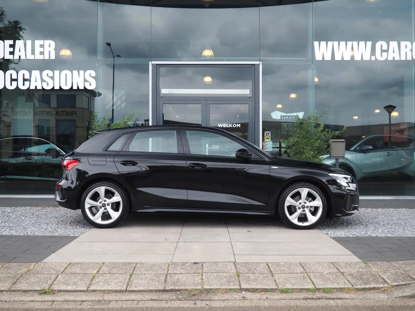 Audi A3 Sportback 30 TFSI S-line edition / Adaptieve cruis Negro - 2