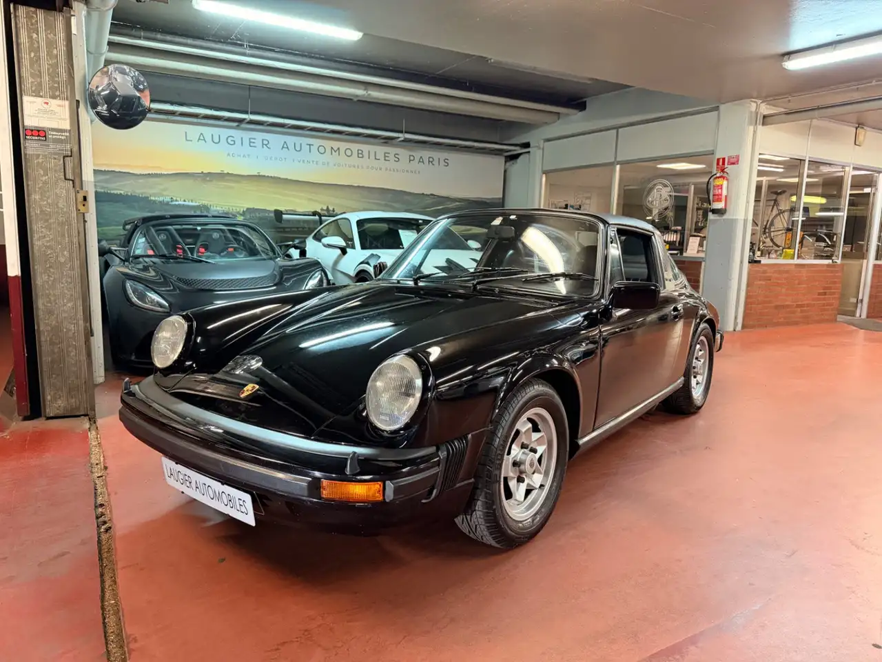 Porsche 911 2.7 TARGA Jubilé, foto 9