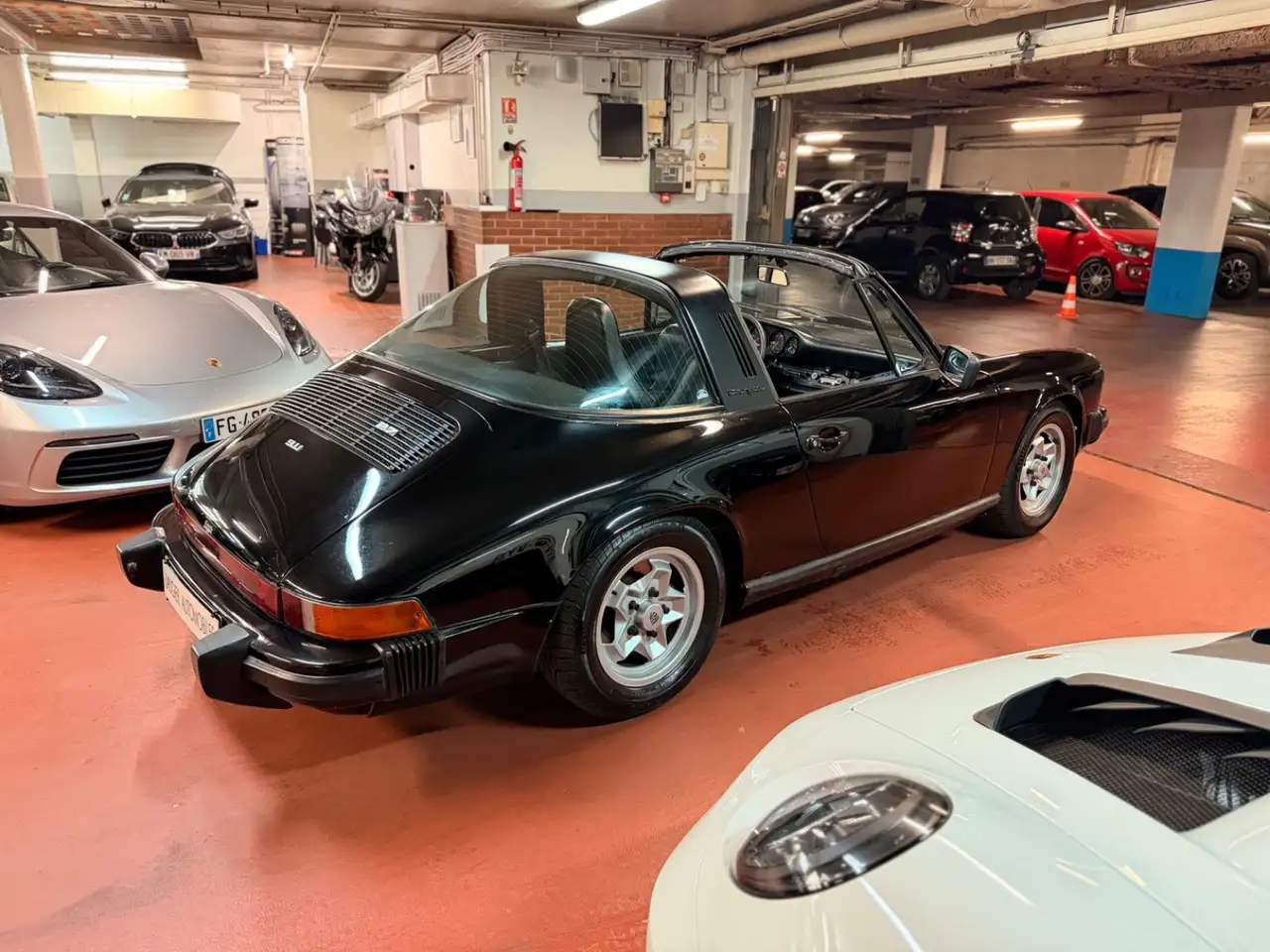 Porsche 911 2.7 TARGA Jubilé, foto 8