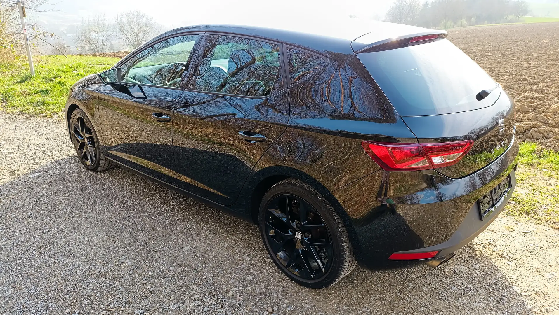SEAT Leon FR Schwarz - 2