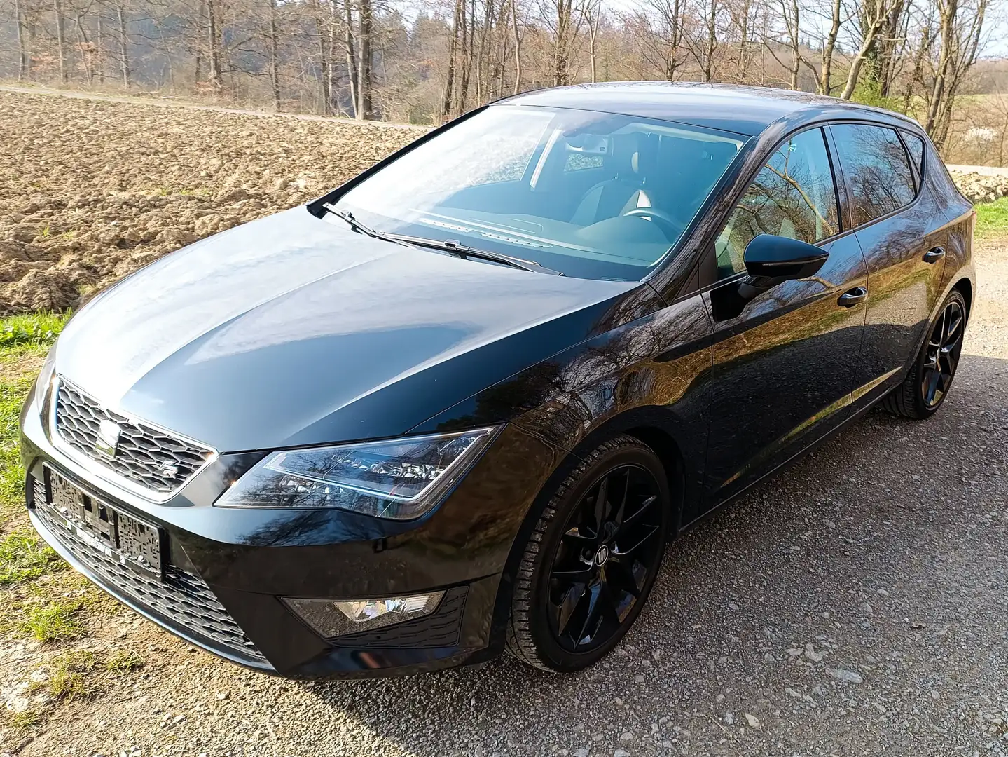 SEAT Leon FR Schwarz - 1