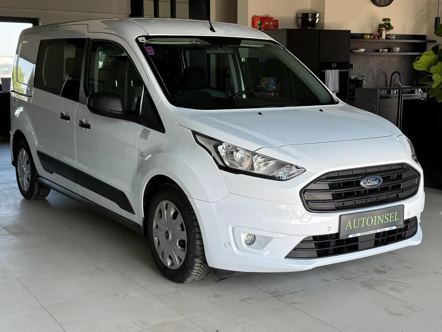 Ford Tourneo Connect 5 Sitze 2 Schiebetüren 8-fach Bereift Weiß - 2