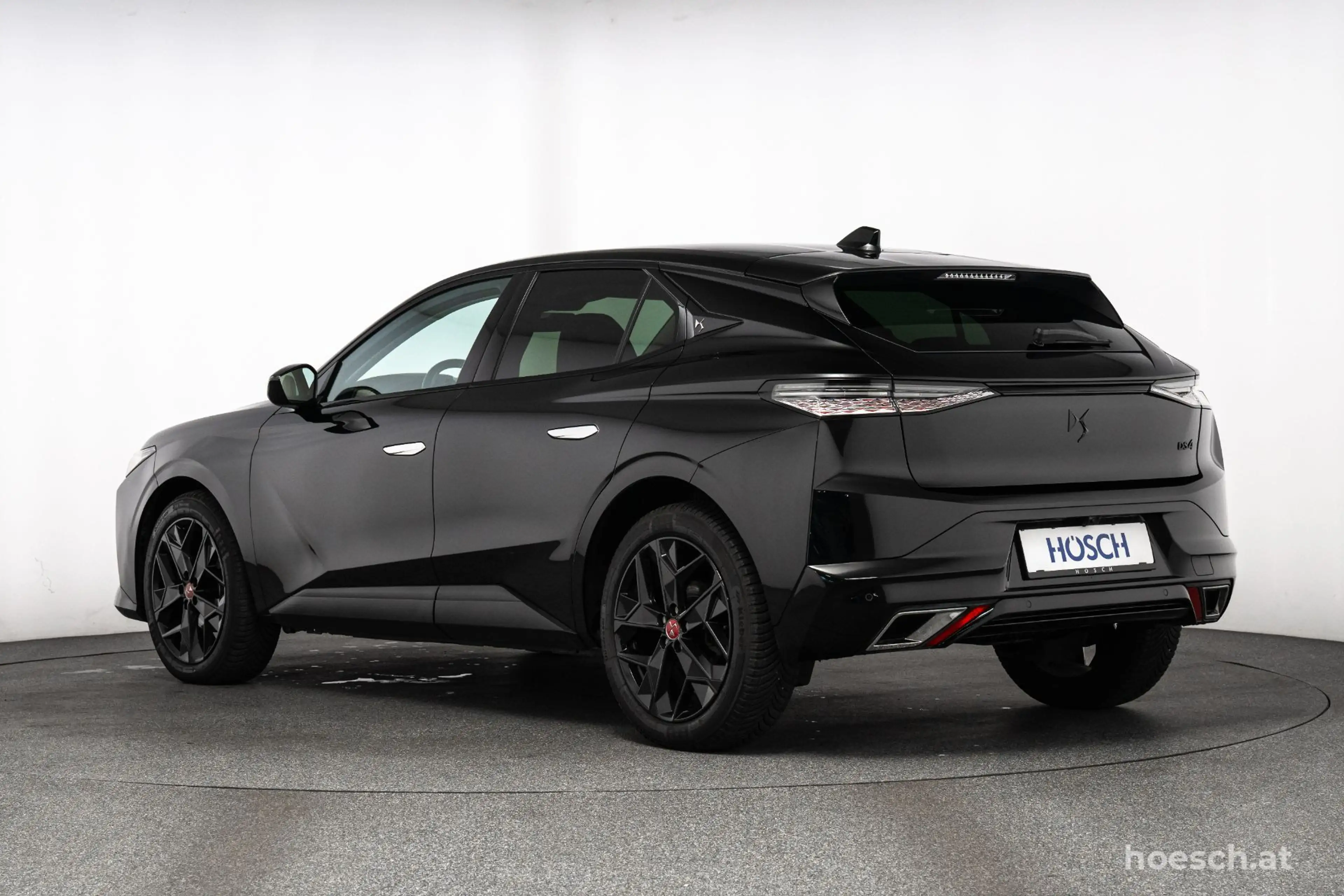 DS Automobiles DS 4 1.5 BlueHDI 130 PERFORMANCE LINE Aut. TOP-EXTRAS — photo 4