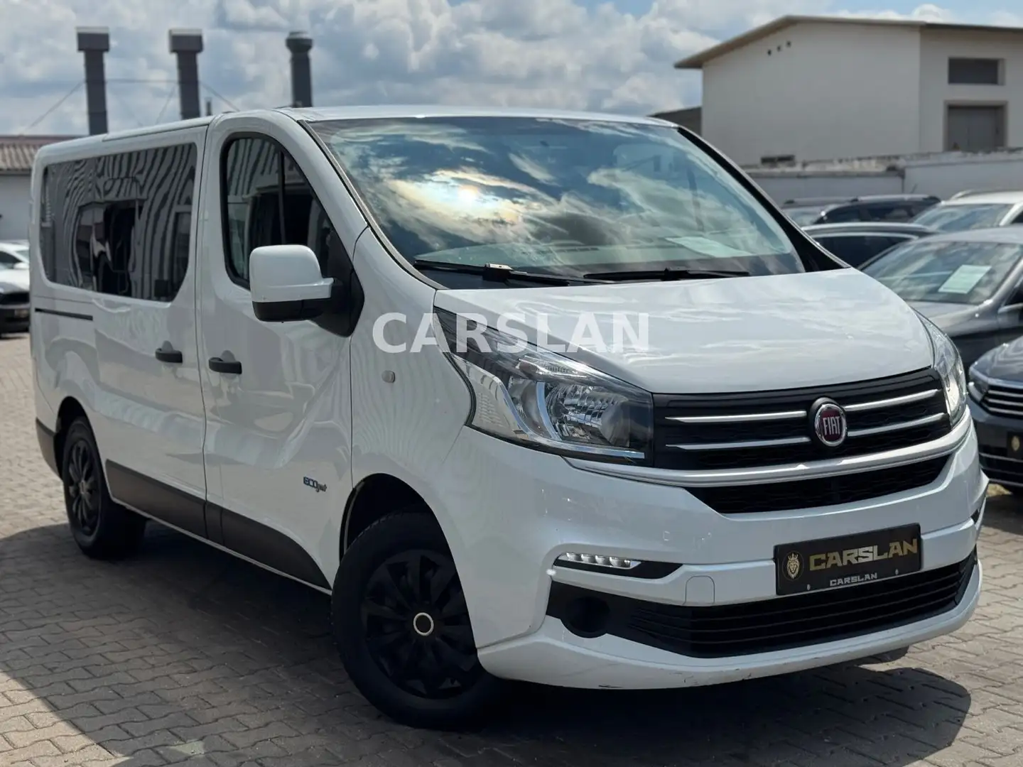 Fiat Talento FAMILY "9-SITZER+NAVI+LED+AHK+R.KAMERA" Blanco - 1