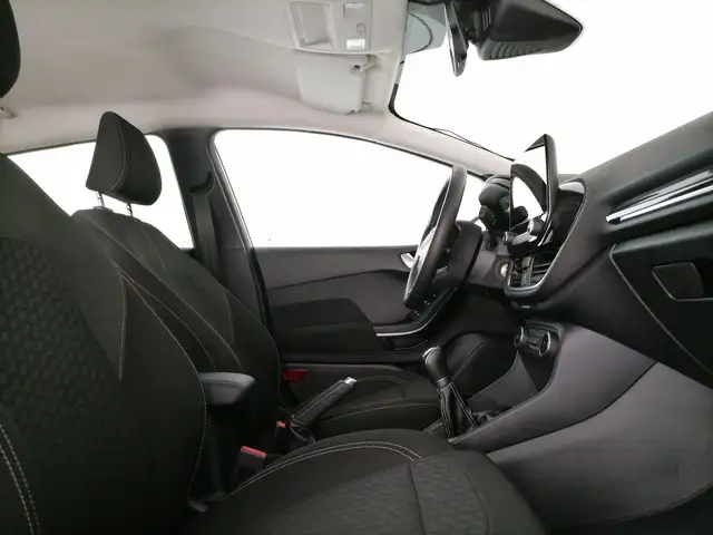 Ford Fiesta view 6