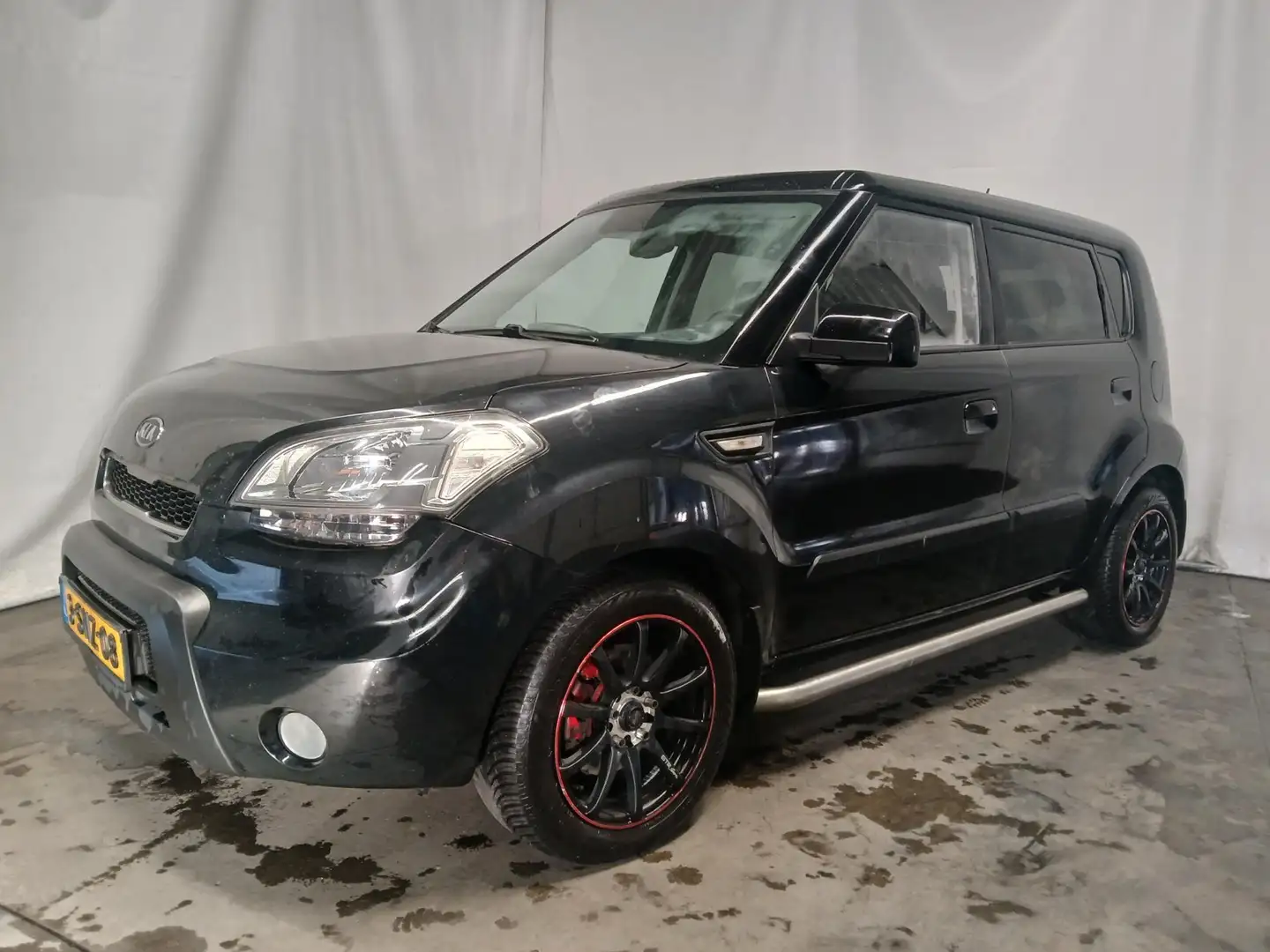 Kia Soul 1.6 CRDi X-ecutive SCHADEAUTO!! Zwart - 2