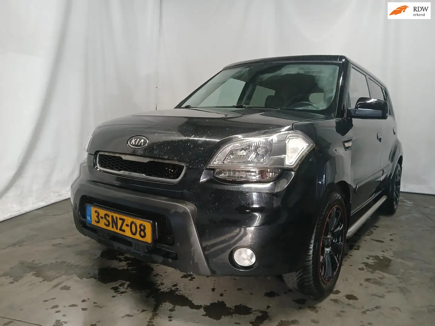 Kia Soul 1.6 CRDi X-ecutive SCHADEAUTO!! Zwart - 1