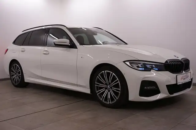 BMW 318 d M Sport // ACC // Anhängervorrich. // Standh.