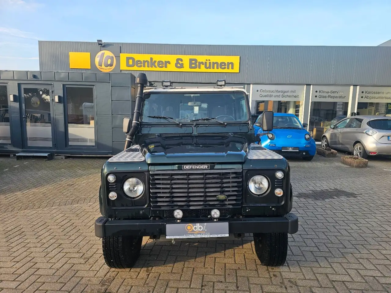 Land Rover Defender 110 Td5 Station Wagon S, foto 2