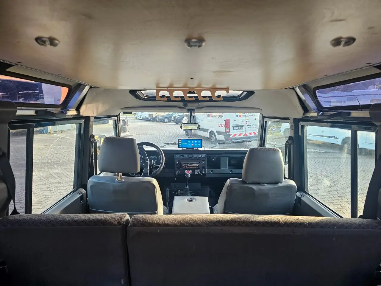Land Rover Defender 110 Td5 Station Wagon S, foto 9