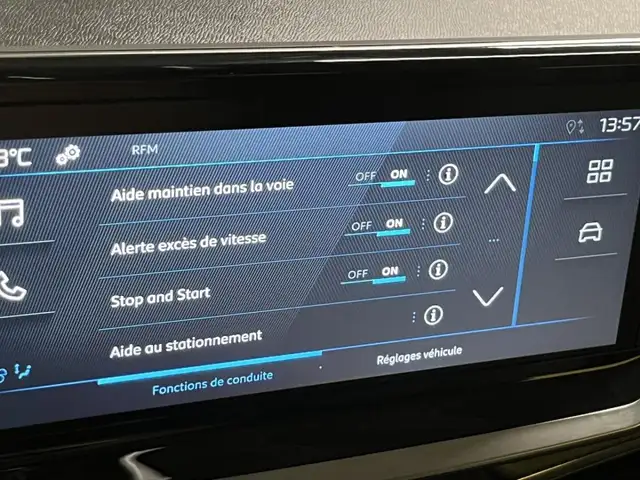 Peugeot 208 view 28