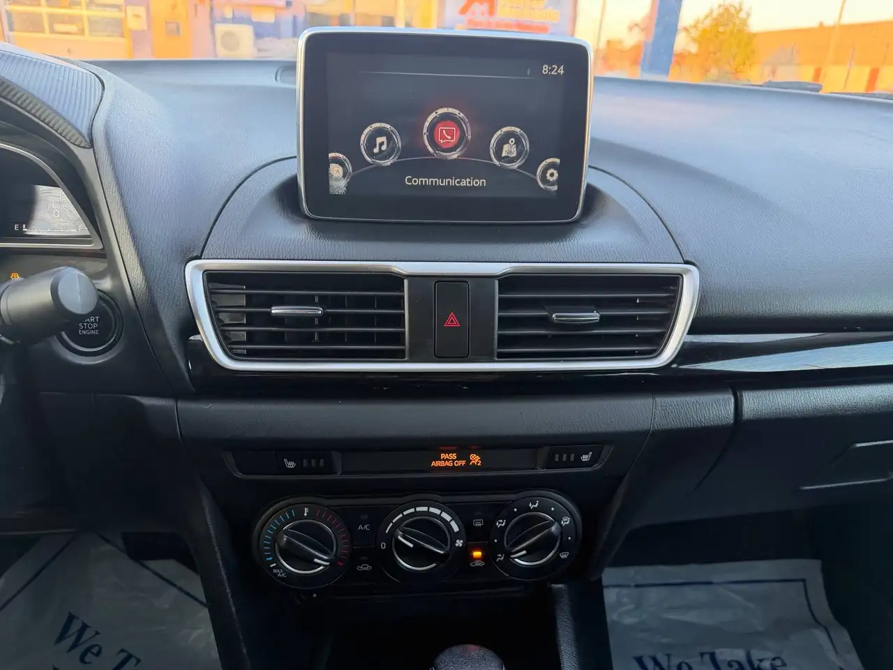 Mazda 3 снимка Mazda 3