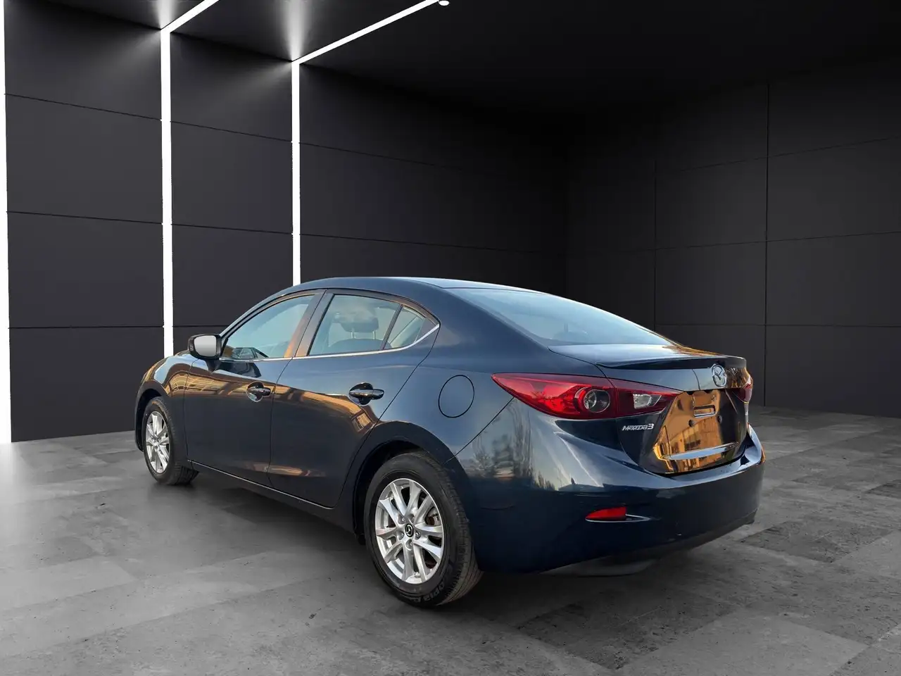 Mazda 3 снимка Mazda 3