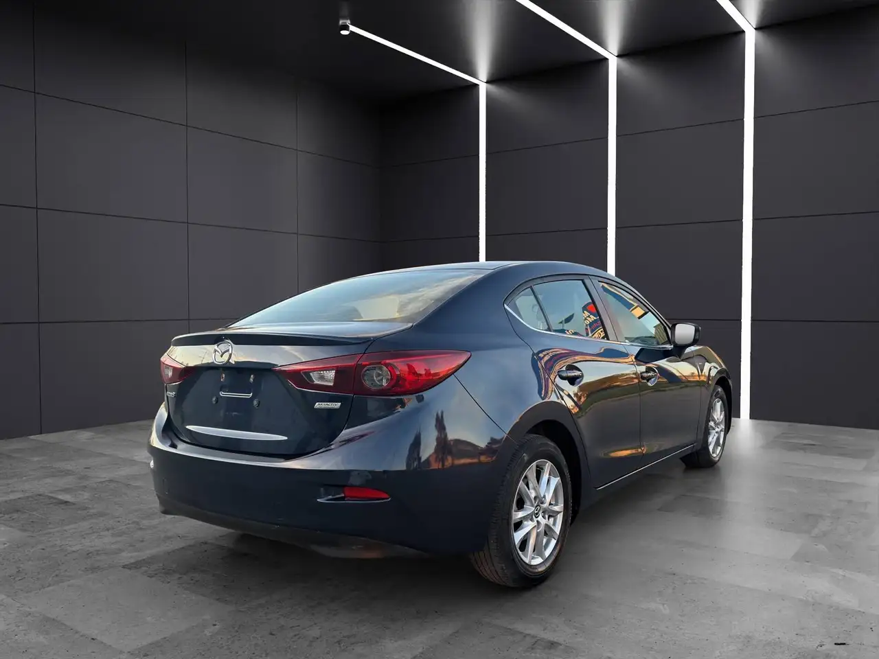 Mazda 3 снимка Mazda 3