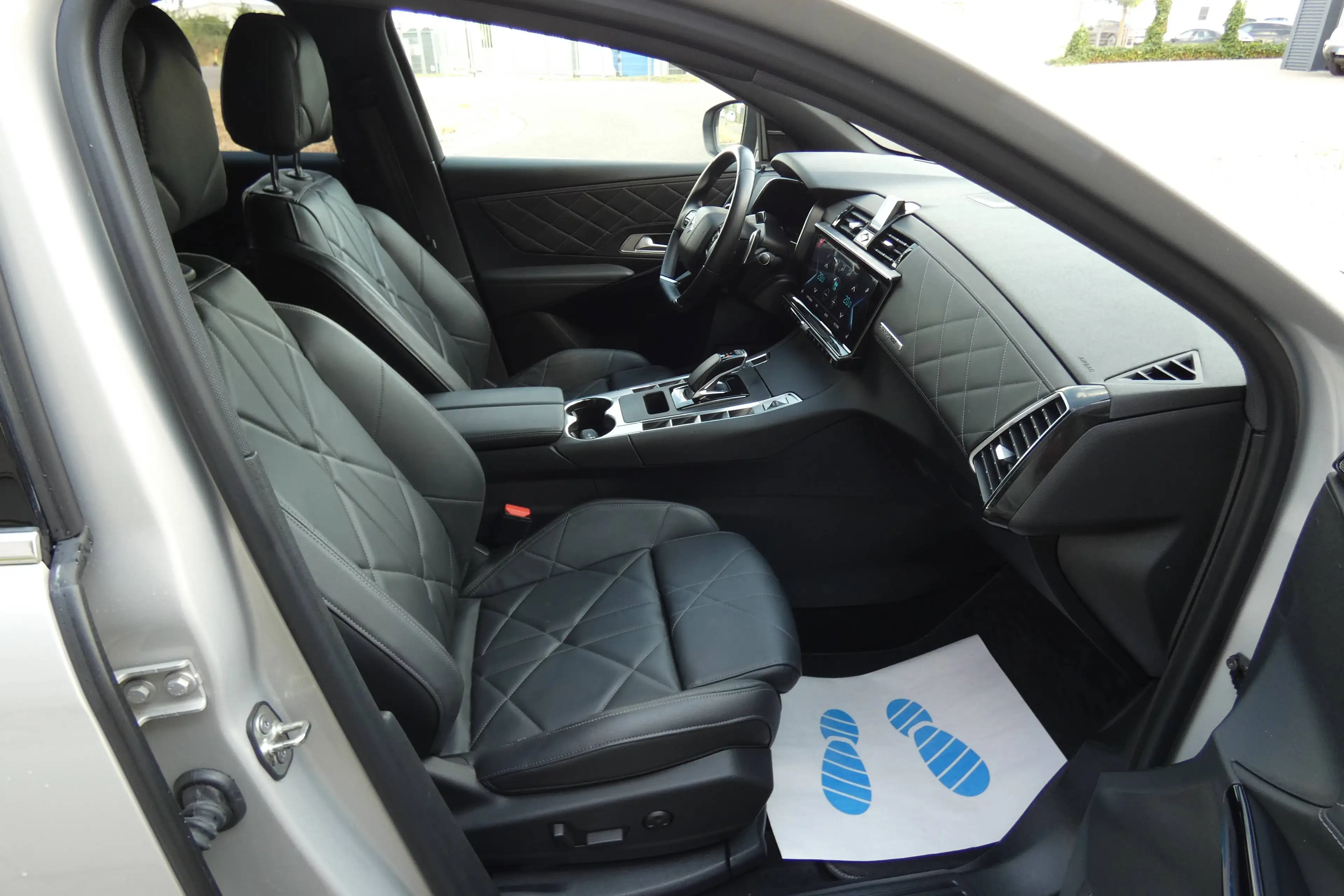 DS Automobiles DS 7 E-Tense 225 kW Rivoli 4x2 Anhängerkupplung — photo 11