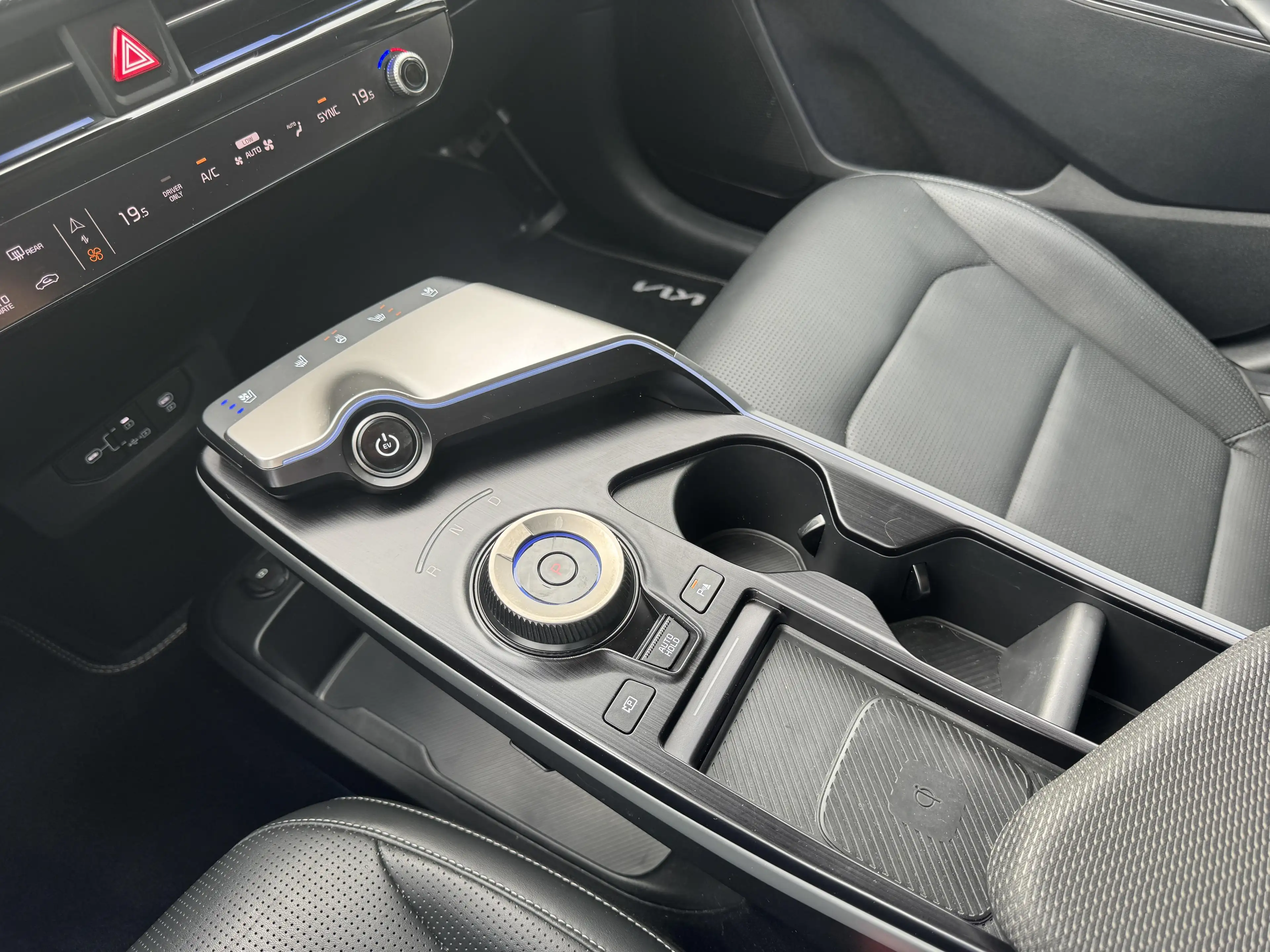 Kia EV6 84kWh MY25 Business Plus - DAP + SR — photo 15