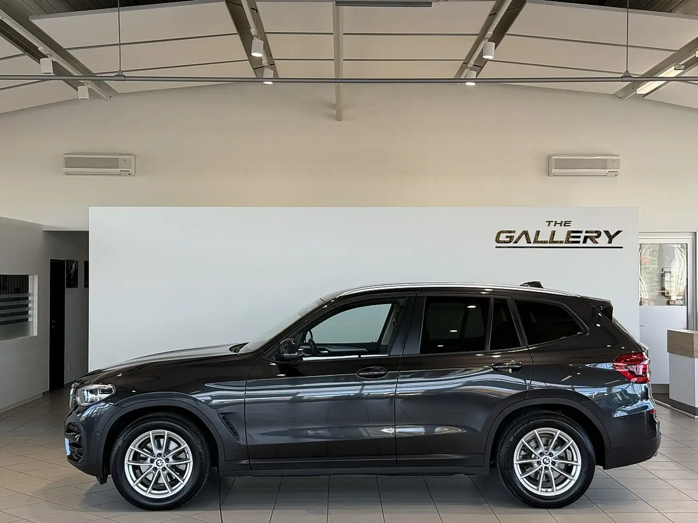BMW X3 xDrive 20d Aut.*LED*Kamera*AHK*Gestik Grau - 1