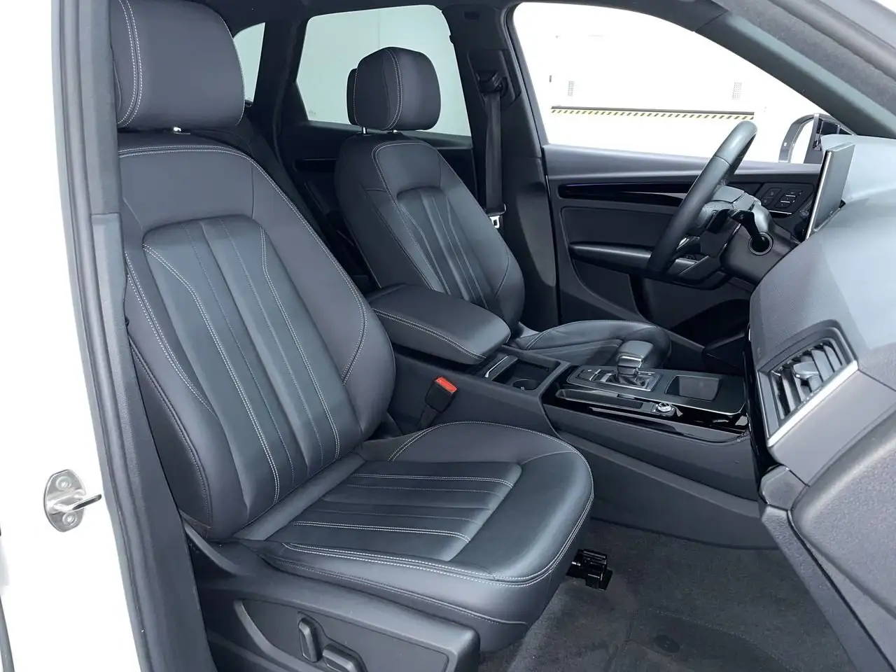 Audi Q5 photo Audi Q5