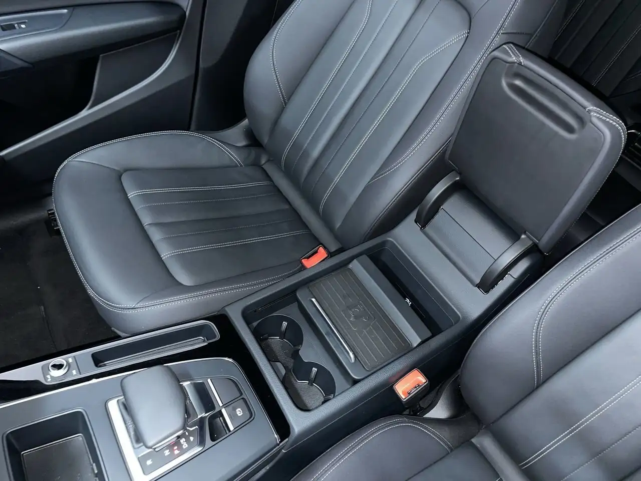 Audi Q5 photo Audi Q5