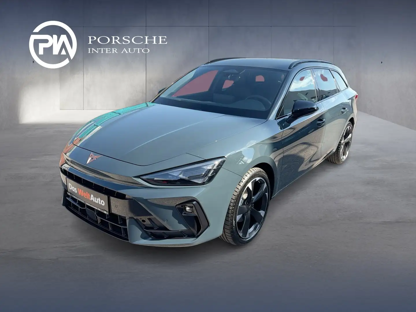 CUPRA Leon 1.5 eTSI DSG Blau - 1