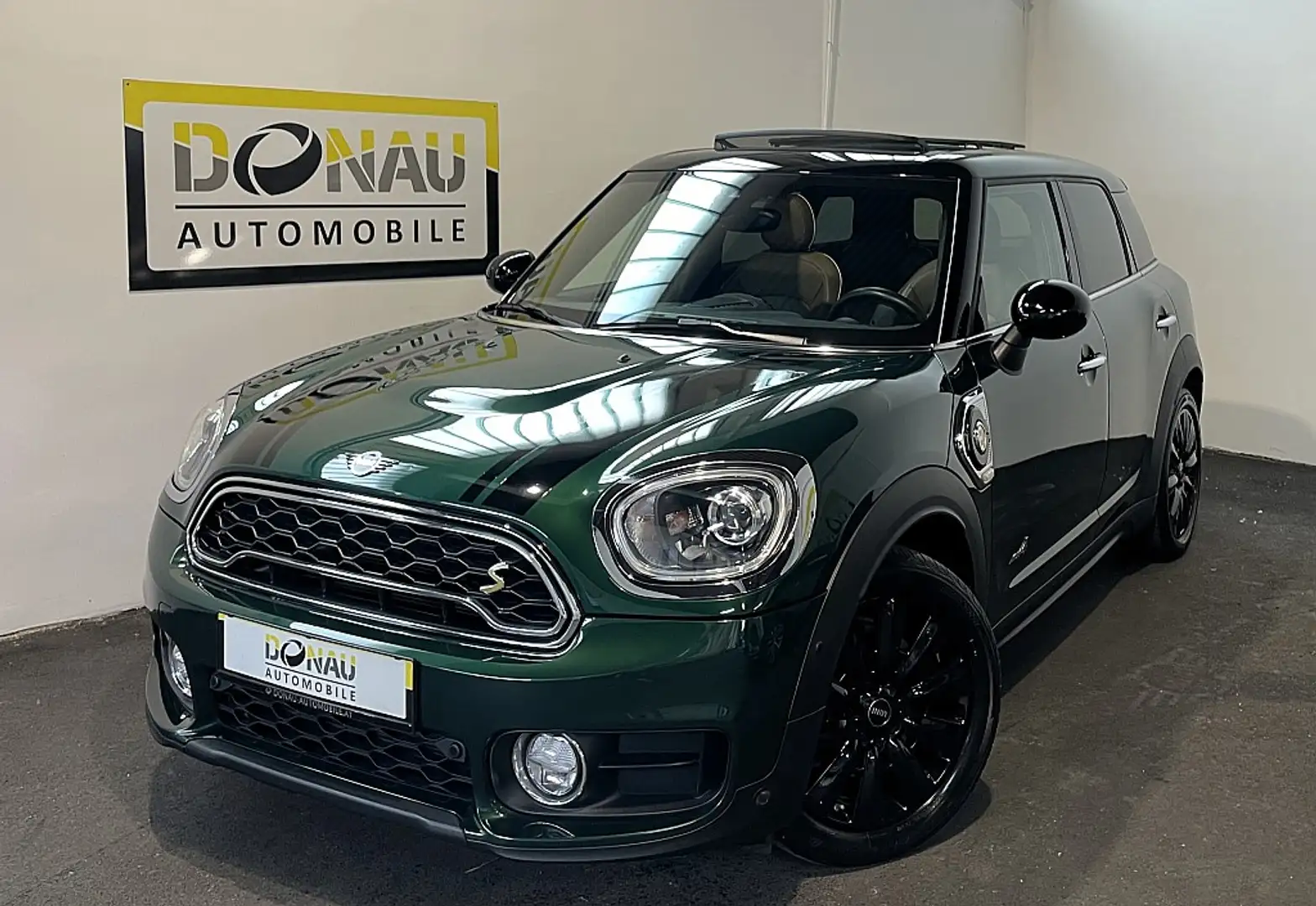 MINI Cooper Countryman MINI Countryman Cooper Hybrid PHEV SE ALL4 Aut.... Grün - 1