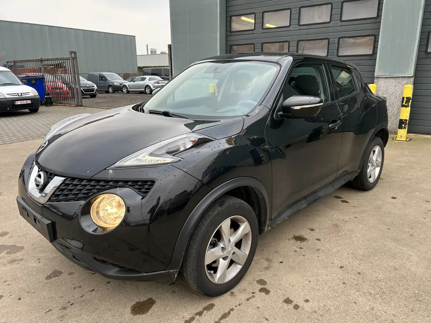 Nissan Juke 1.5 dCi 2WD Tekna Zwart - 1