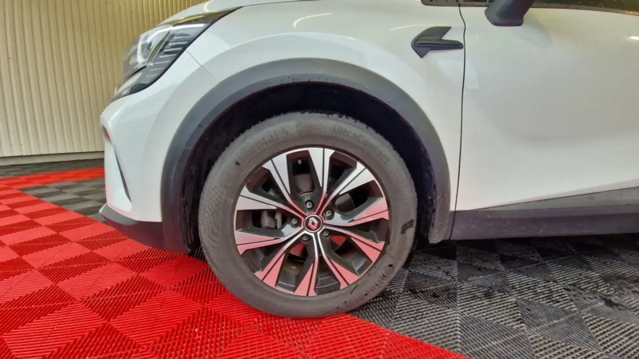 Renault Captur — photo 9