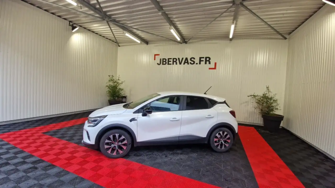 Renault Captur — photo 8