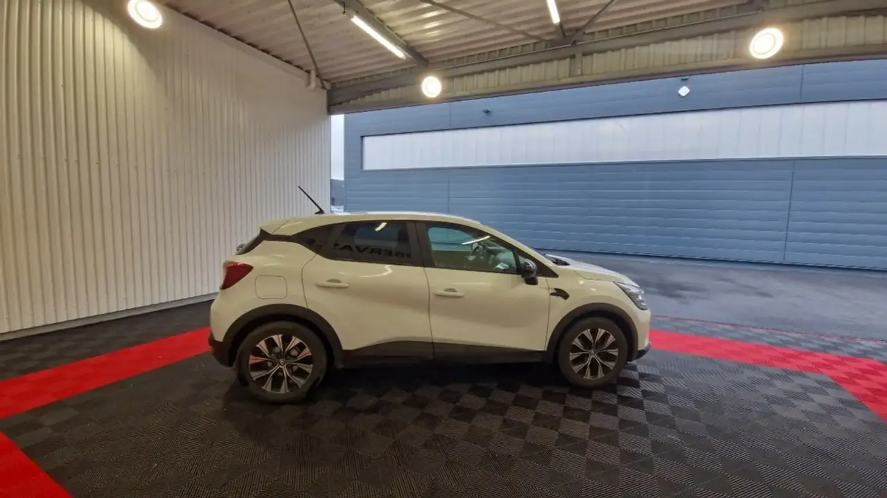 Renault Captur — photo 4