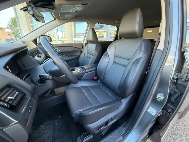 Nissan X-Trail view 10