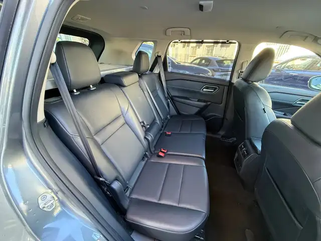 Nissan X-Trail view 13