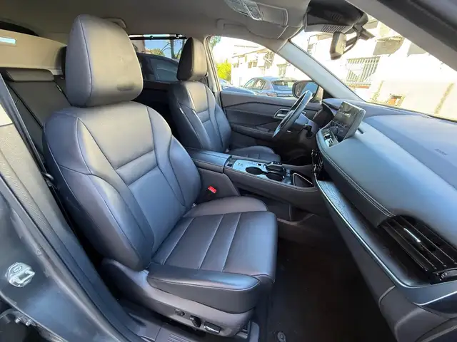 Nissan X-Trail view 12