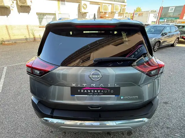 Nissan X-Trail view 6
