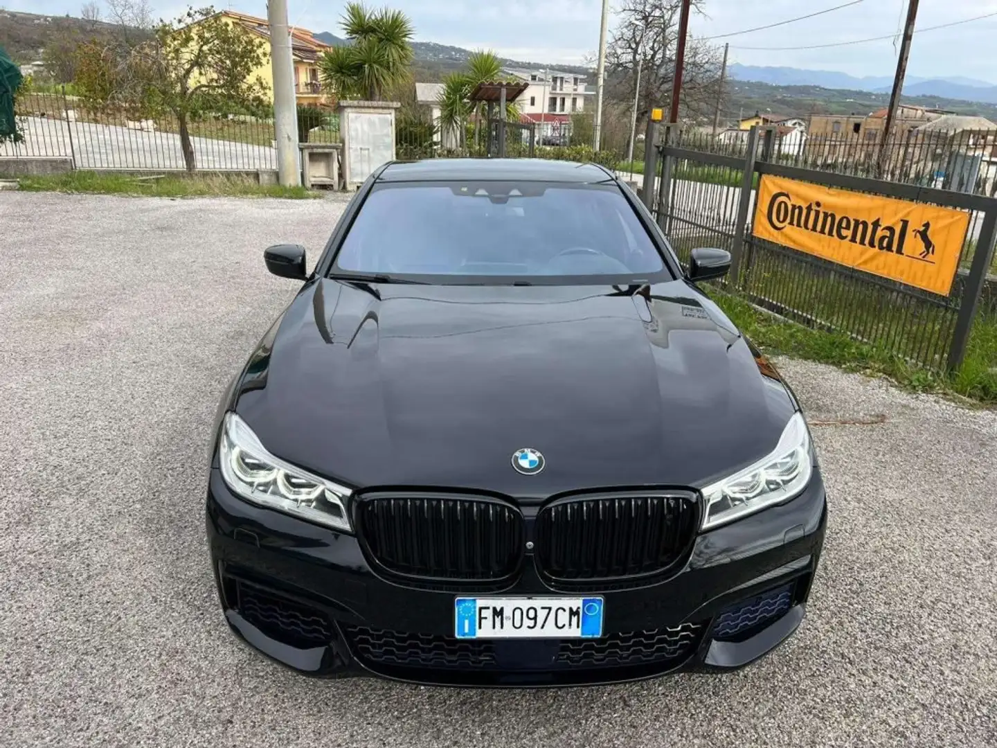 BMW 750 750d xdrive Luxury auto Nero - 2