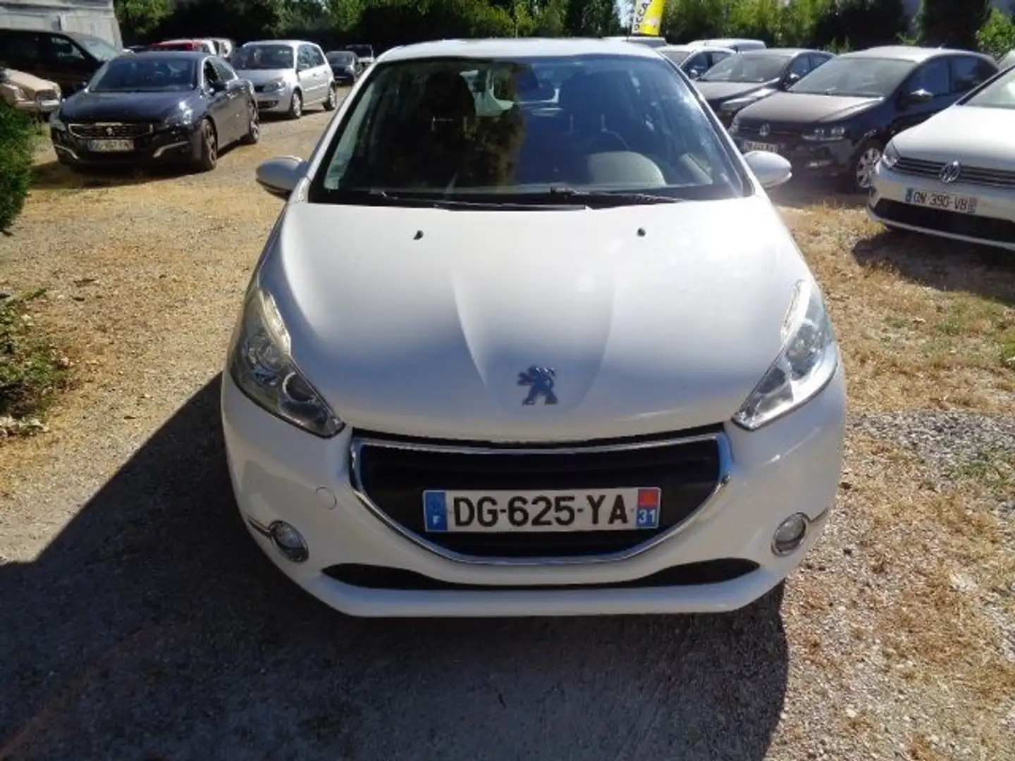 Peugeot 208 1.6 E-HDI FAP ALLURE 4CV 3P Blanc - 2