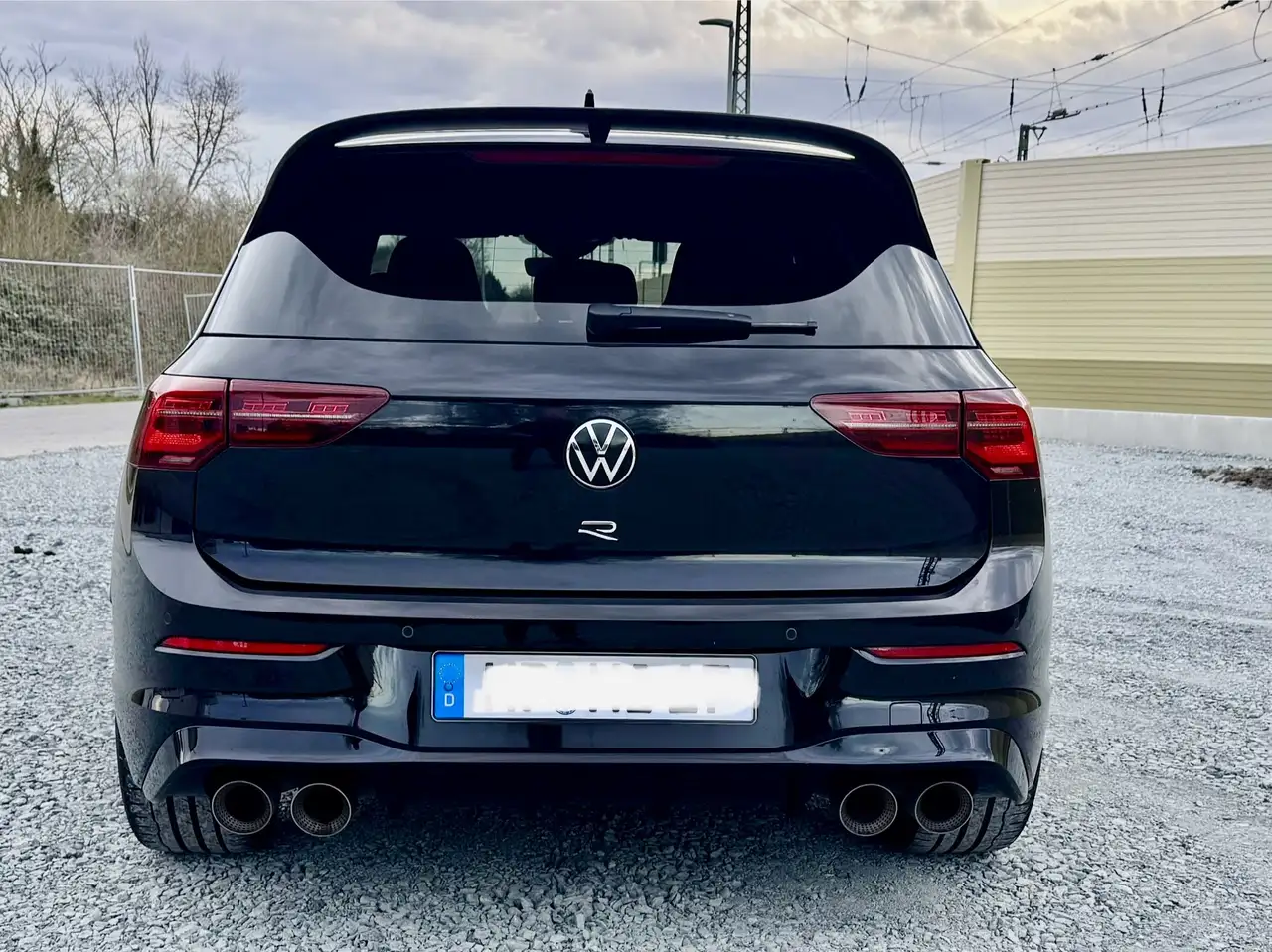 Volkswagen Golf R