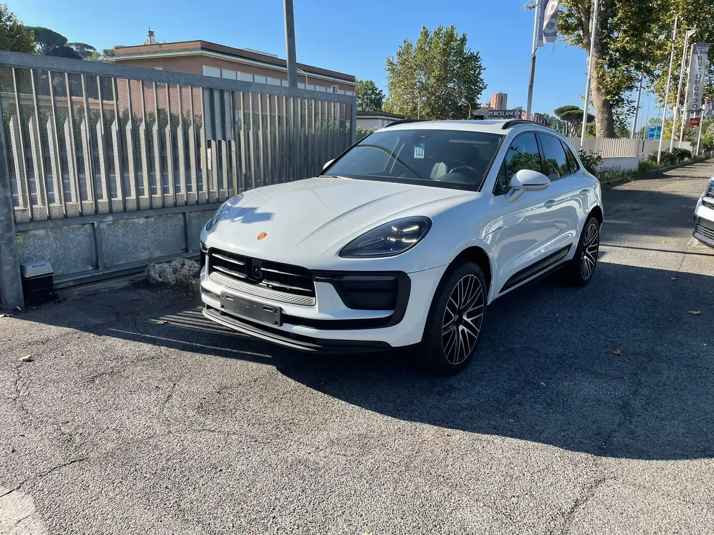 Porsche Macan 2.0 265cv pdk bijela - 1