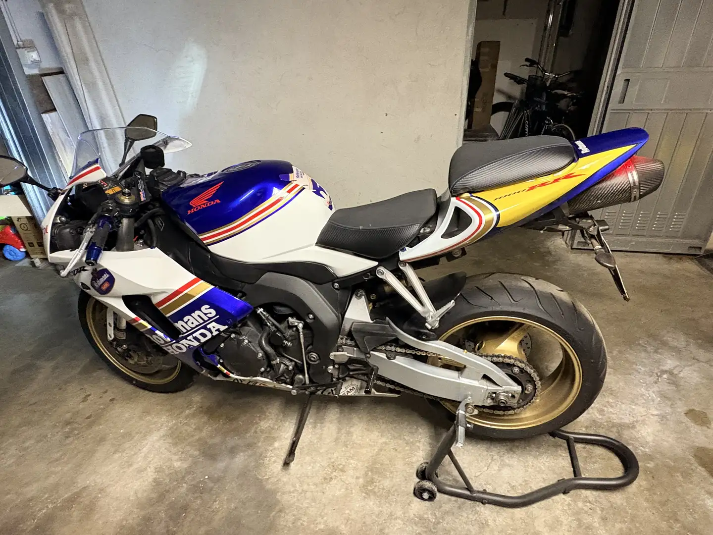 Honda CBR 1000 RR Fireblade - 1