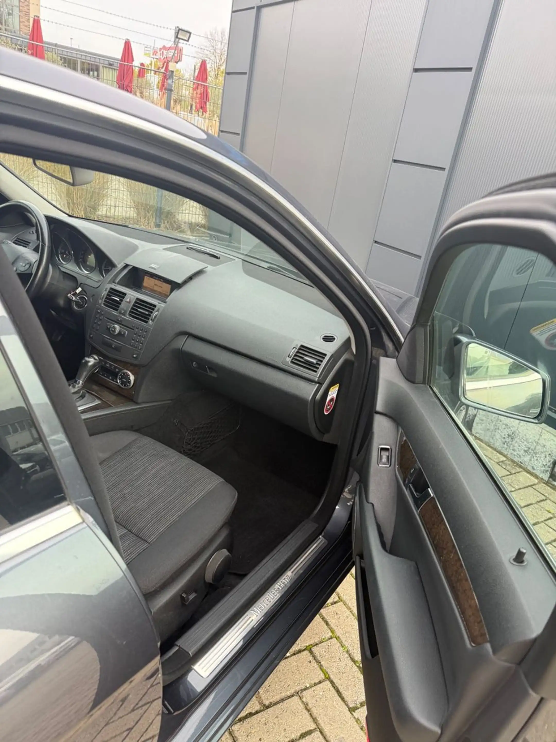 Mercedes-Benz C 200 C -Klasse Lim.C 200 CGI BlueEfficiency*Automatik — photo 11
