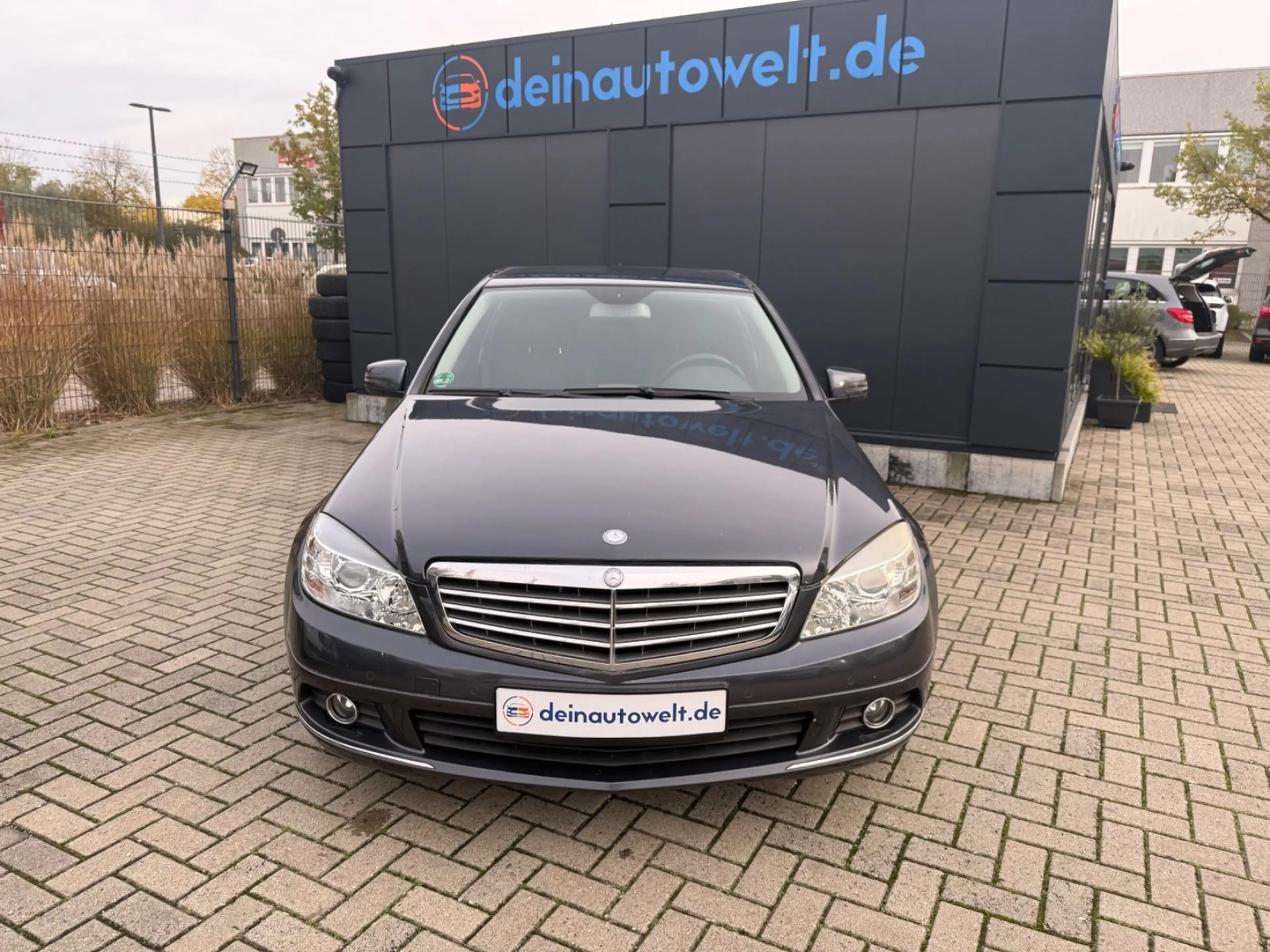Mercedes-Benz C 200 C -Klasse Lim.C 200 CGI BlueEfficiency*Automatik — photo 2