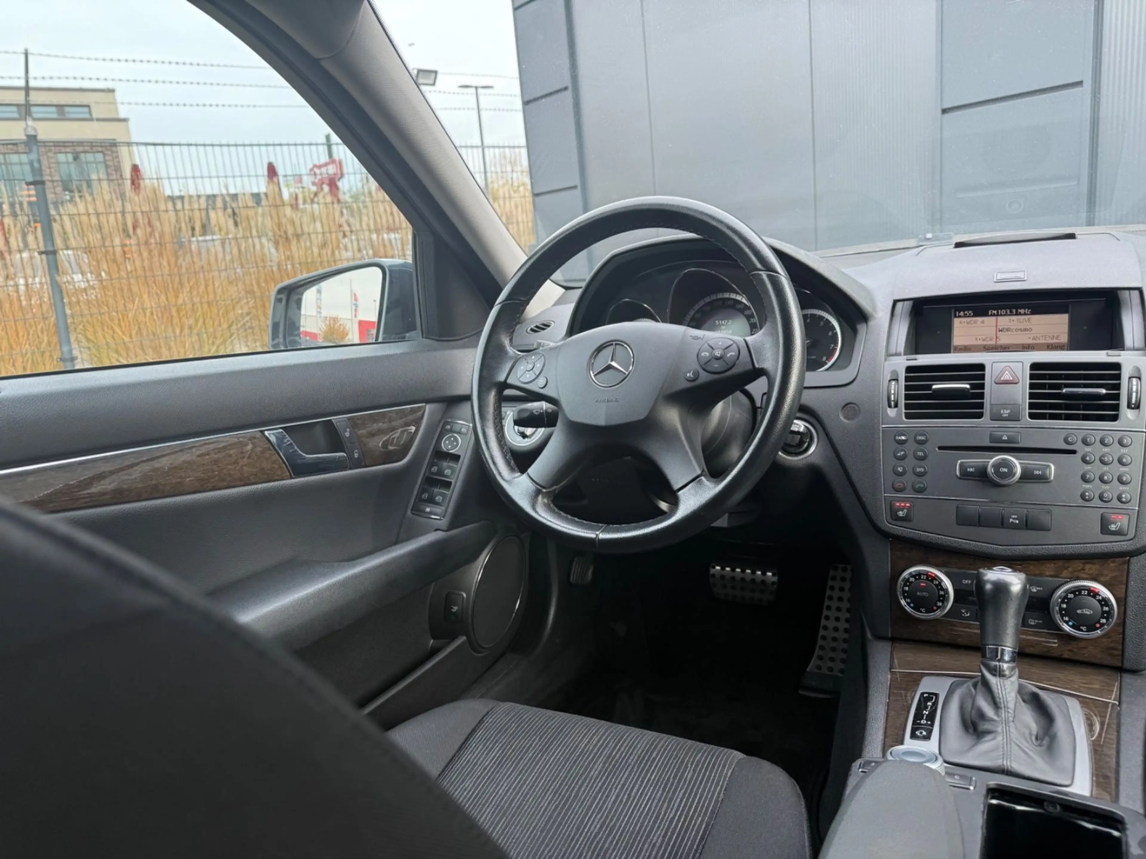 Mercedes-Benz C 200 C -Klasse Lim.C 200 CGI BlueEfficiency*Automatik — photo 14