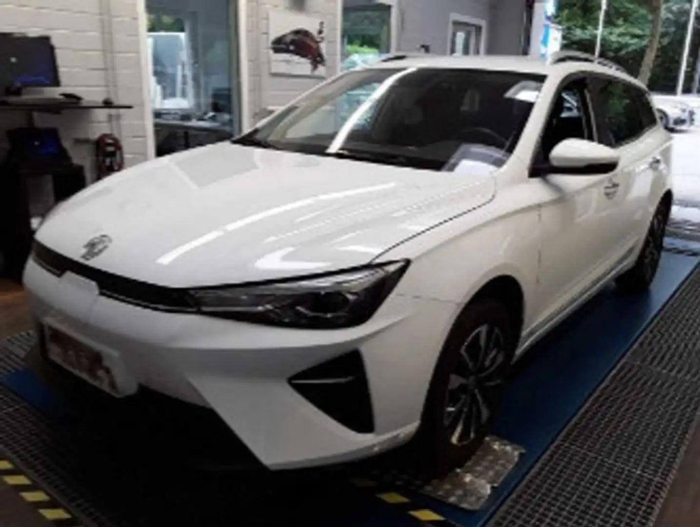 MG MG5 Std Range Comfort Blanco - 2